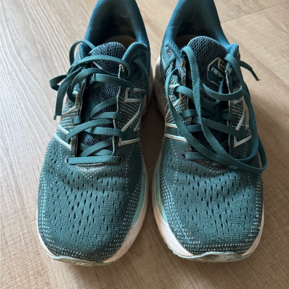 New Balance Women's Teal Athletic Shoes - Picture 2 of 5